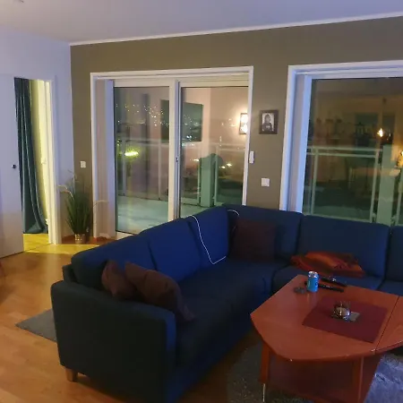 Top Apartment アパート